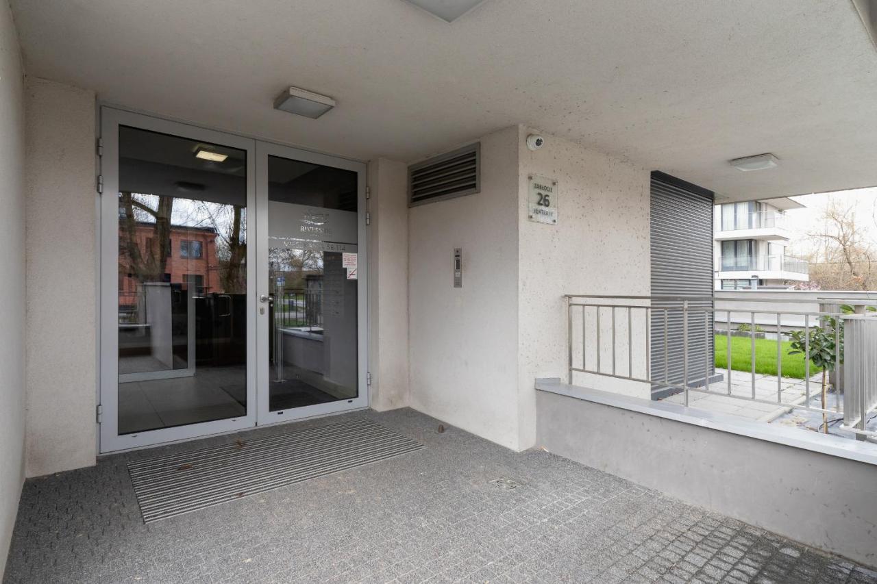 Spacious With Balcony Zablocie By Renters Kraków