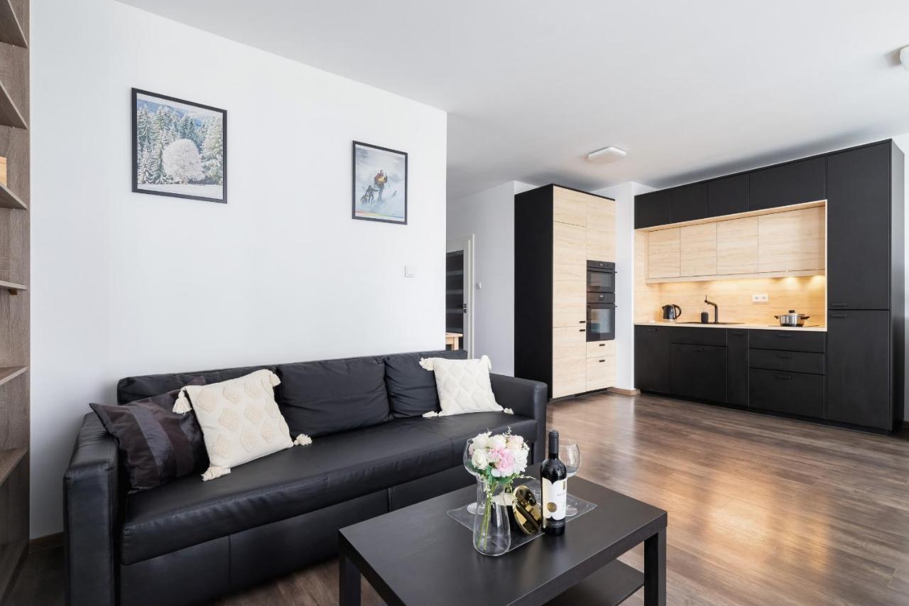 Apartament Spacious With Balcony Zablocie By Renters Kraków